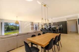  Maison  vendre 7 pices 180 m