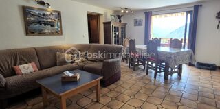  Chalet à vendre 15 + pièces 326 m²