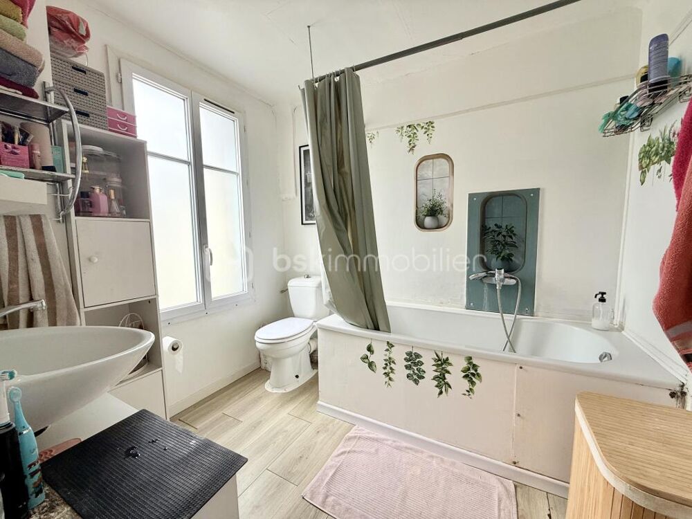 Vente Immeuble Ensemble Immobilier avec Local Commercial + Appartements Marines