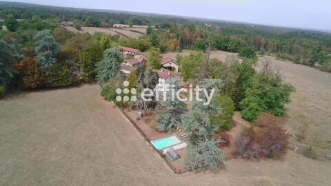   Demeure Propriété/château - 11 pièce(s) - 370 m²