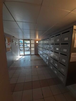  Appartement à louer 1 pièce 19 m²