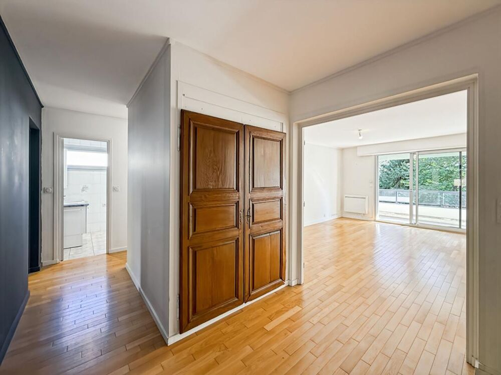 Vente Appartement Appartement Clermont-ferrand 3 pièce(s) 84 m2 - Grande terrasse au calme et sans vis à visb Clermont ferrand
