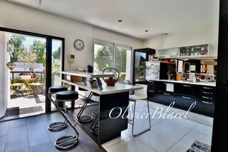  Villa à vendre 10 pièces 250 m²