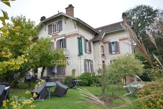  Maison  vendre 15 + pices 576 m