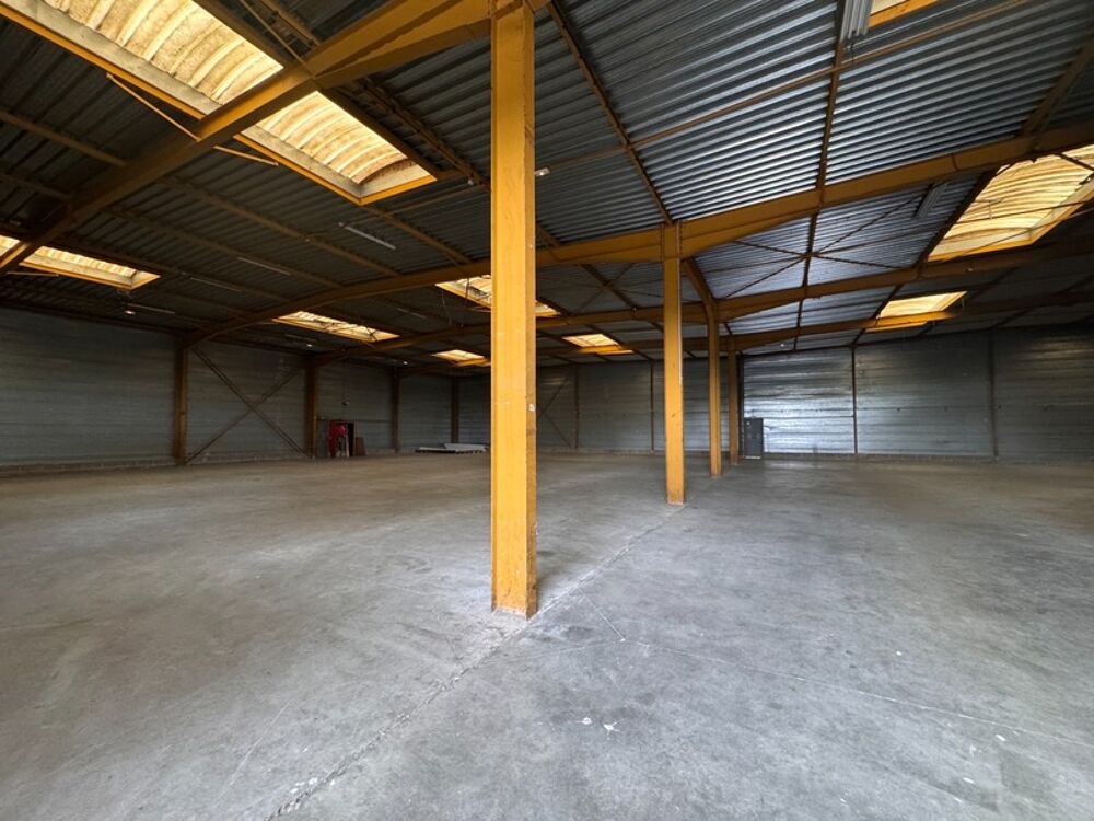 Vente Immeuble Entrepôt de stockage + bureaux Evreux