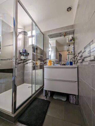  Villa � vendre 6 pi�ces 101 m� Volx