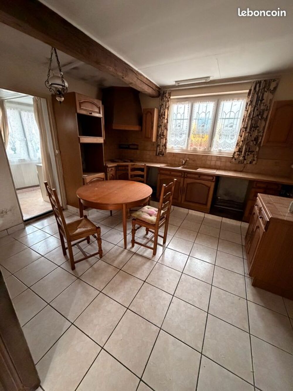 Vente Maison Maison 91,3m2 + 14 m2 combles aménageables, 319m2 de terrain-Sours- 10 min Chartres- chaudière récente Sours