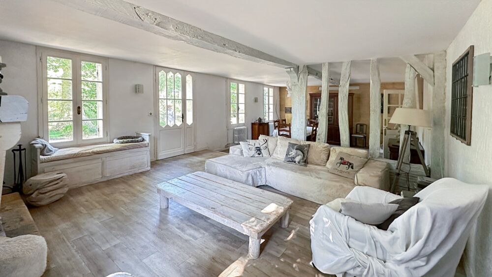 à vendre  Propriété/château Bergerac (24100)