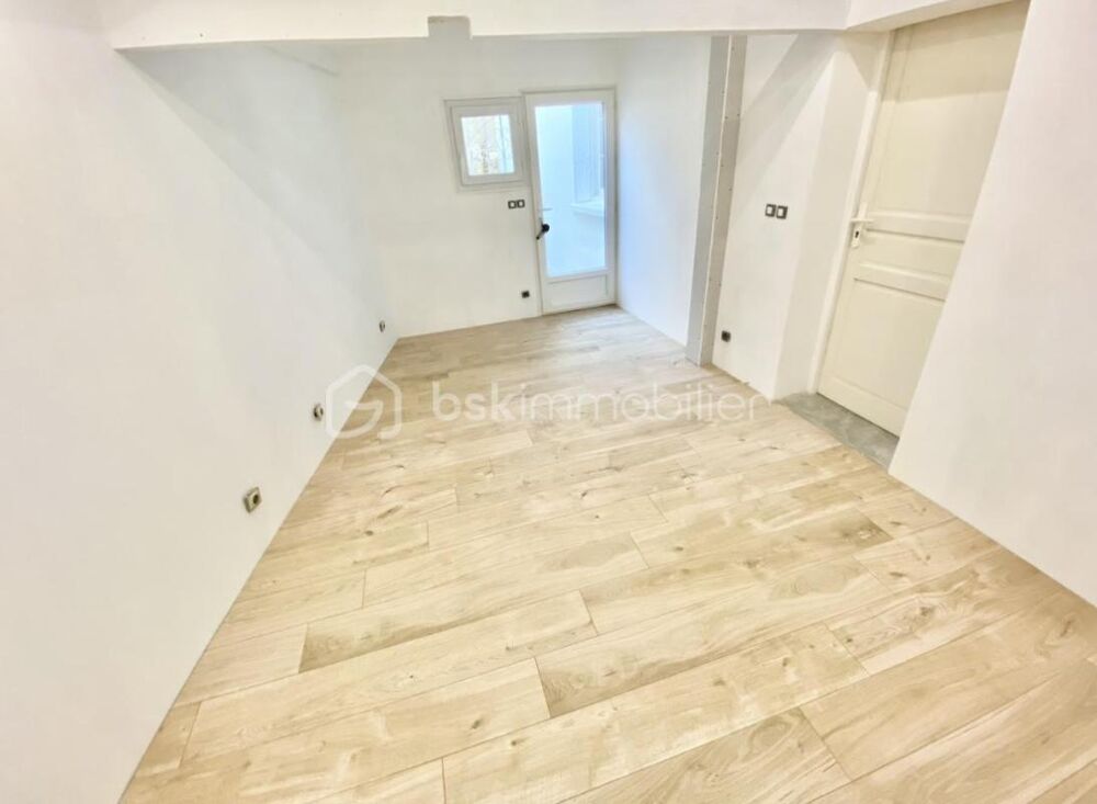 Location Appartement 3 PIECES dans petite copropriété de 6 appartements Fontenay sous bois