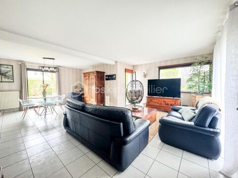   Maison 4 chambres Maison - 6 pi�ce(s) - 106 m�