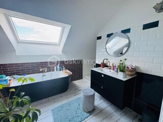  Maison � vendre 7 pi�ces 220 m�