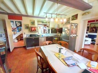  Maison à vendre 8 pièces 234 m²