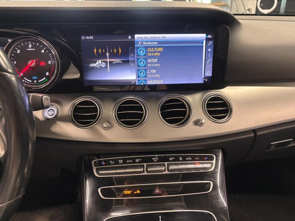 Classe E 300 de EQPower 9G-Tronic Avantgarde Line (Entretien complet 2019 occasion 78200 Mantes La Jolie