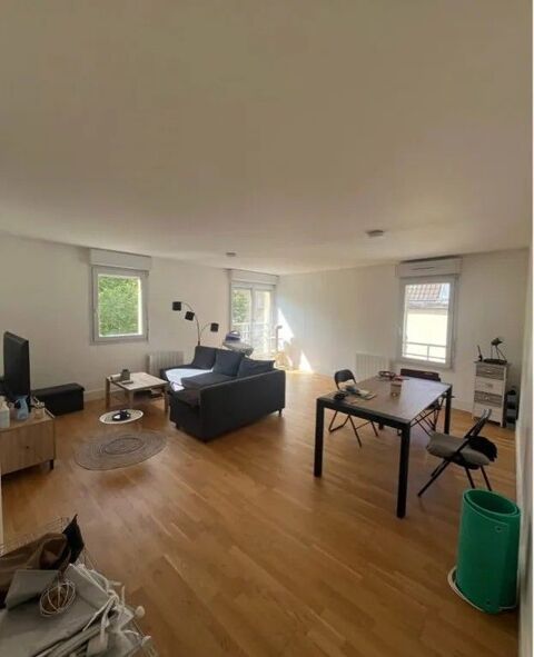  Appartement � louer 3 pi�ces 77 m�