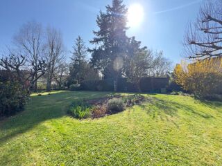 Vente Maison Maison Montfaucon Montigne 7 pièce(s) 206 m2 Montfaucon montigne