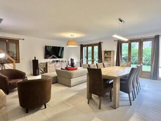  Maison à vendre 10 pièces 250 m²