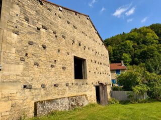  Remise / Grange à vendre 1 pièce 105 m²