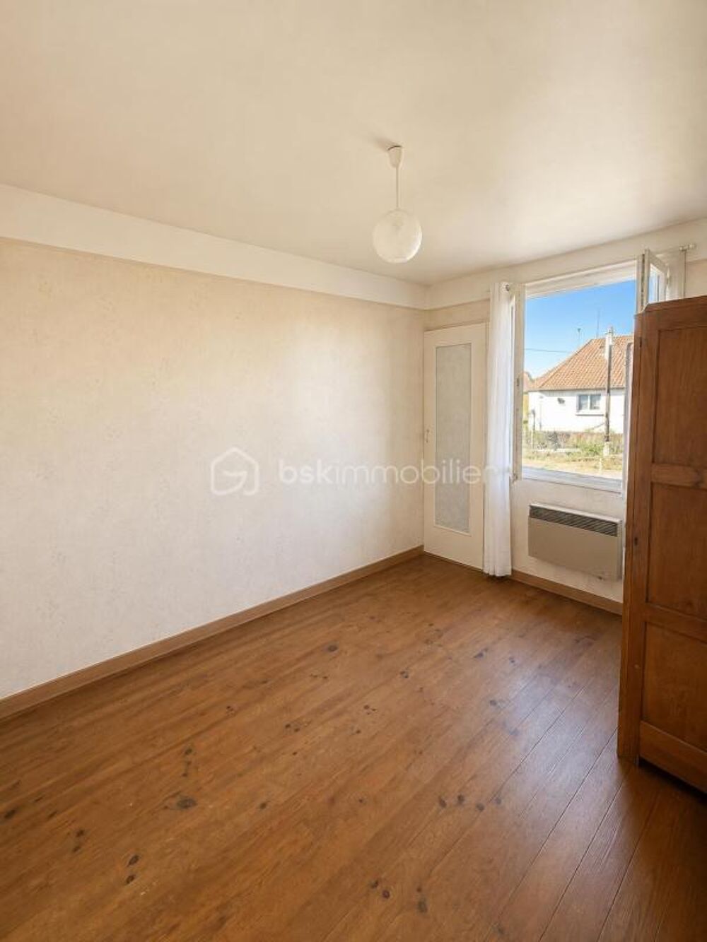 Vente Maison Maison 4 pièces avec sous-sol complet et jardin 558m² - Gisors quartier recherché Gisors