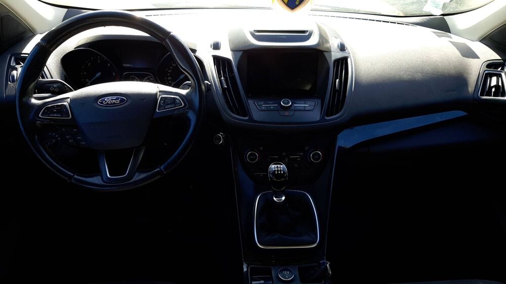 Kuga 1.5 TDCi 120 Business 2017 occasion 15130 Arpajon Sur Cere