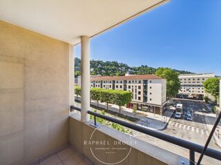  Appartement à louer 2 pièces 50 m²