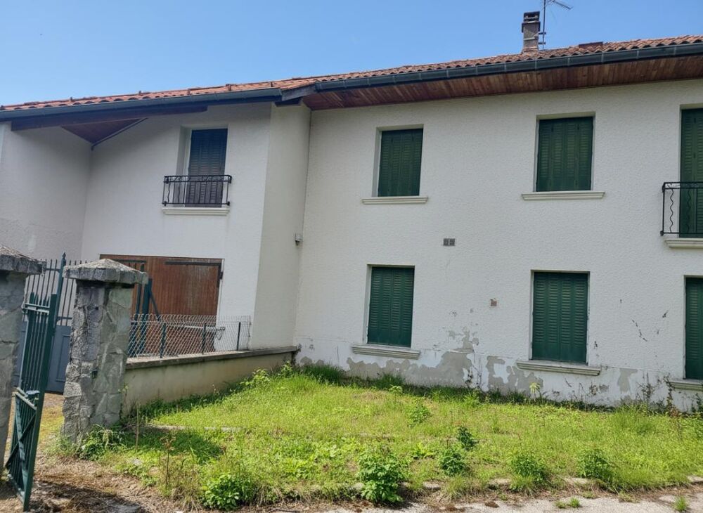 Maison Saint Geoirs 6 pièce(s) 186 m2