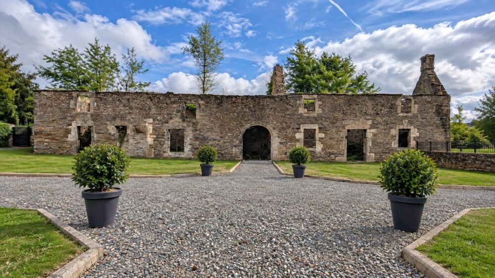 à vendre  Propriété/château Plévin (22340)