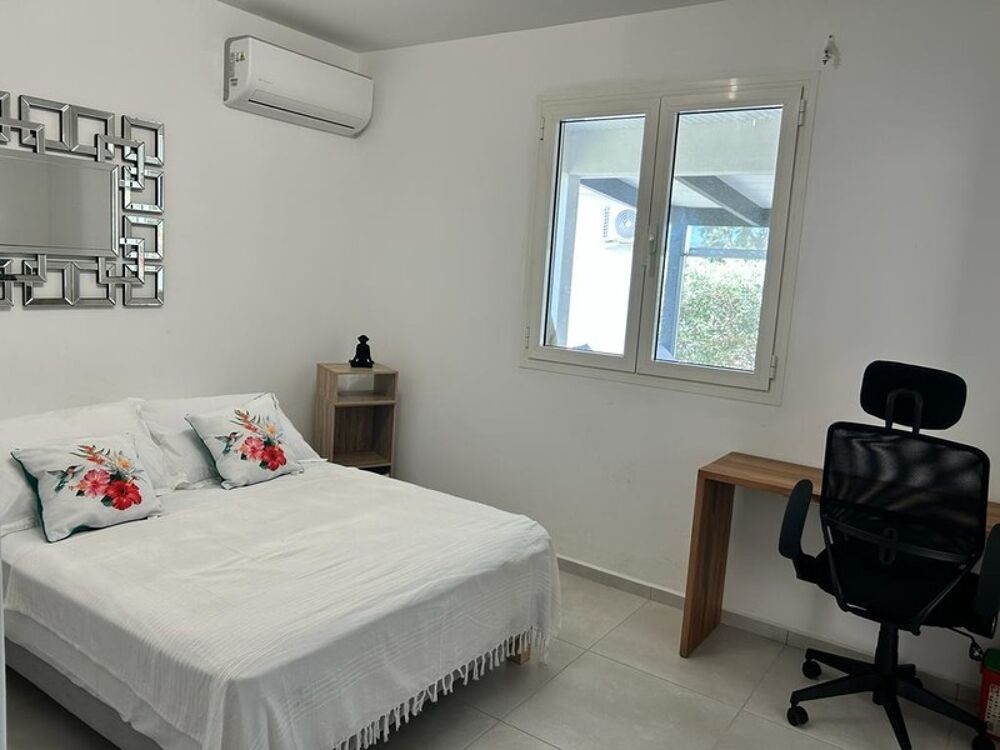 à vendre  Villa Sainte-Anne (97180)