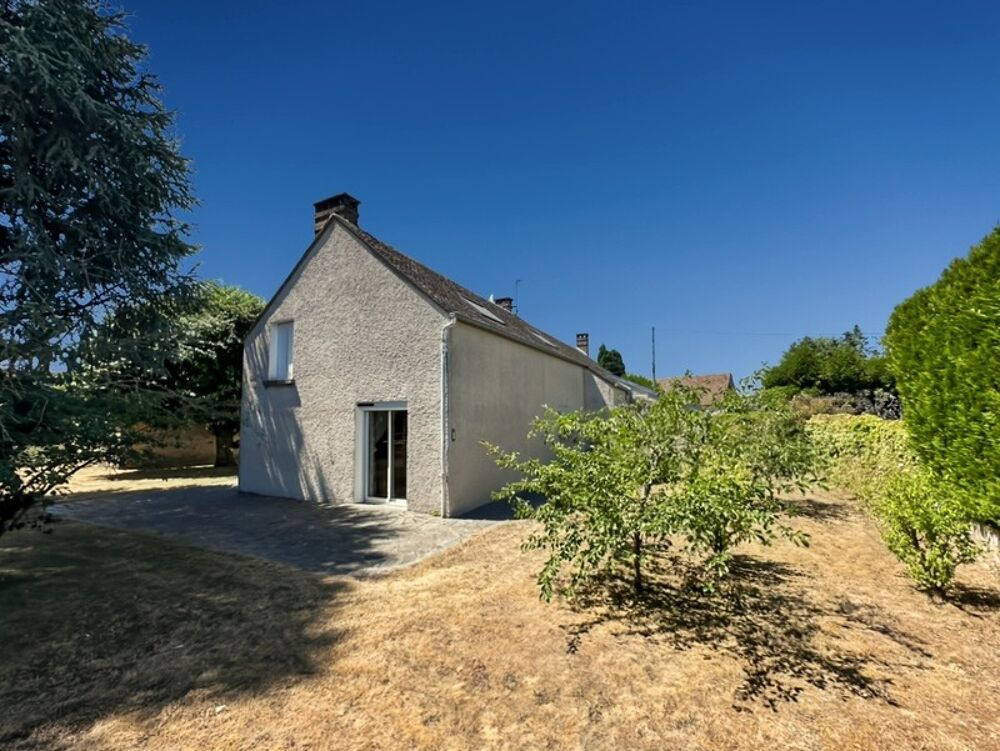 REMAUVILLE (77) Longère authentique de 131 m² sur terrain de 941 m2