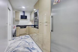  Appartement � vendre 4 pi�ces 92 m�