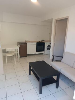  Appartement  louer 1 pice 35 m