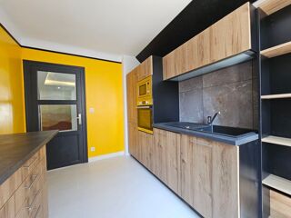 Appartement à louer 4 pièces 78 m²