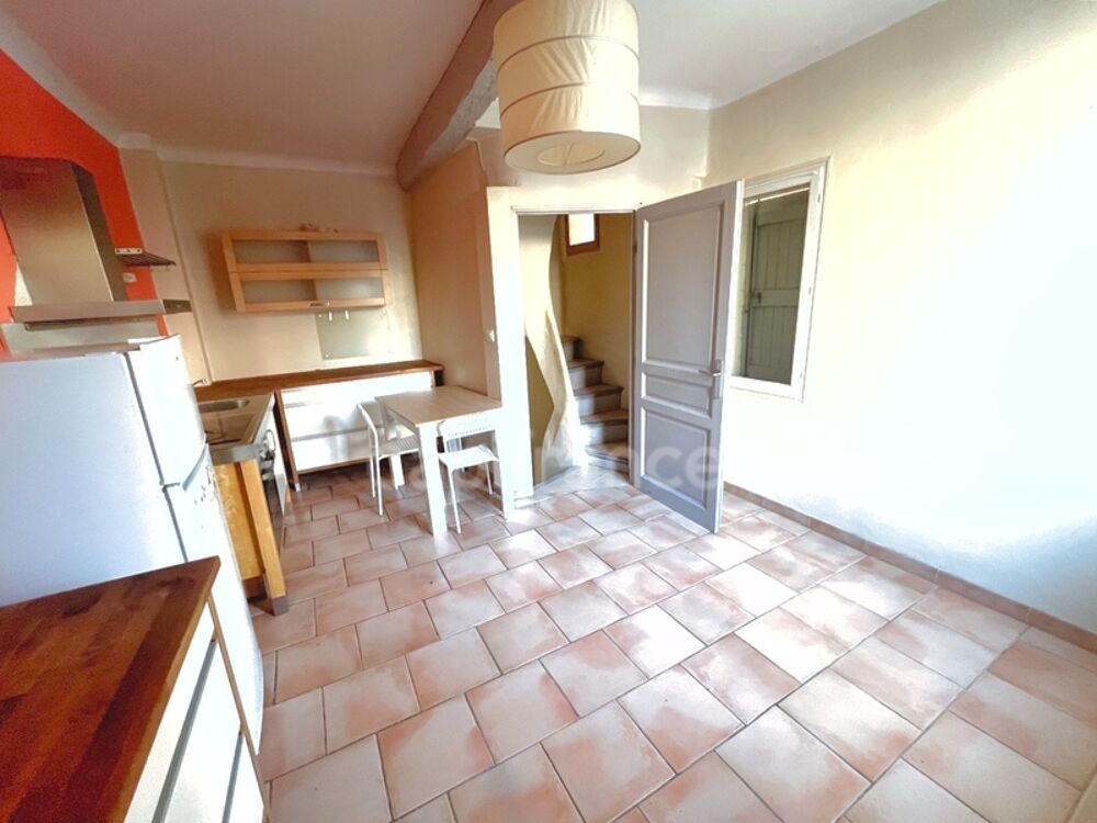 Vente Maison de ville 56 m² à vendre à Manosque  Coeur historique, 4 pièces, fort potentiel investissement