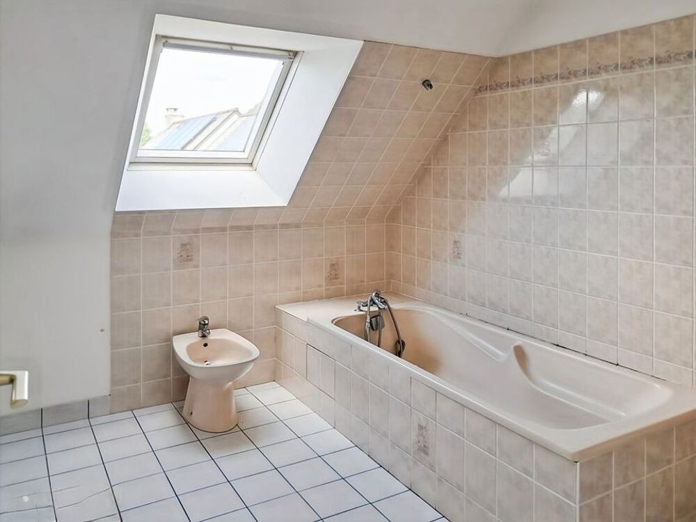 Location Maison Maison de 159m2 à louer sur Chevaigné Chevaigne