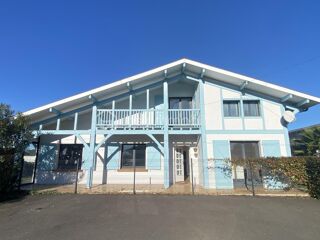  Maison � vendre 9 pi�ces 220 m�