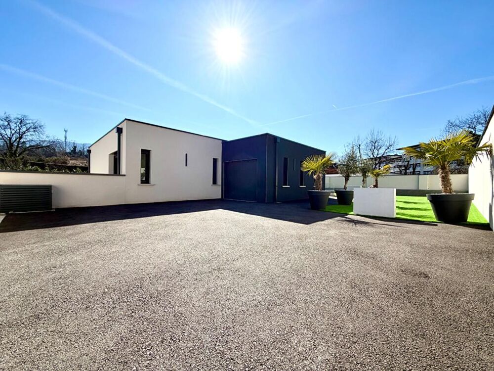 EXCLUSIVITE Thonon-les-Bains Villa individuelle T6 de 2022 piscine, jacuzzi, pull house (74200)