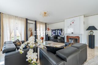 Maison  vendre 7 pices 193 m