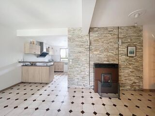  Maison � vendre 6 pi�ces 150 m�