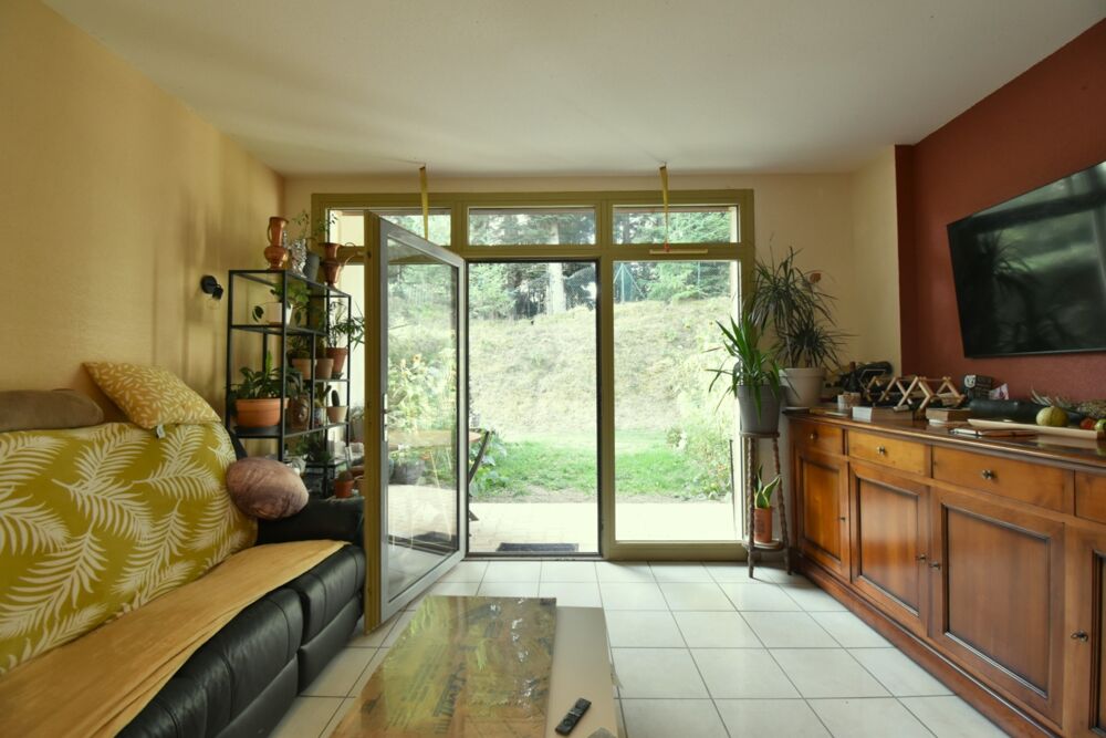 Appartement plain-pied avec extérieur LE CHAMBON SUR LIGNON (43)