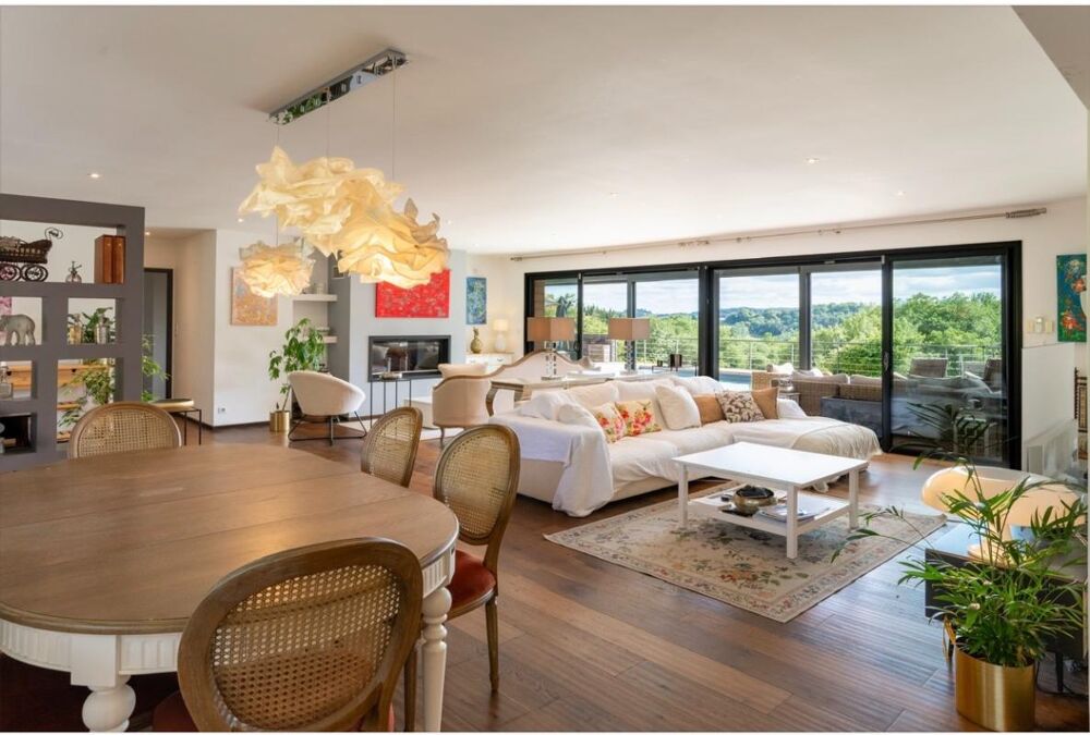 Maison Auriac Du Perigord 8 pièce(s) 243.76 m2