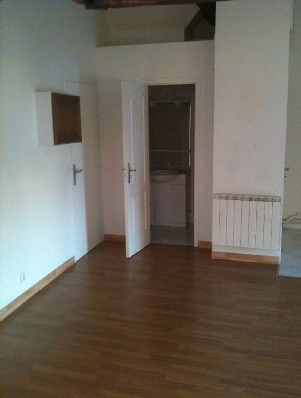 Location Appartement Appartement de 42m2 à louer sur La Grande-Paroisse La grande paroisse