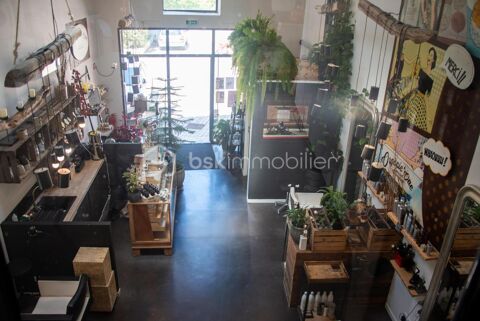 LOCAL TOUS COMMERCES  - A 5 mn d'Uzès 165000 30700 Uzes