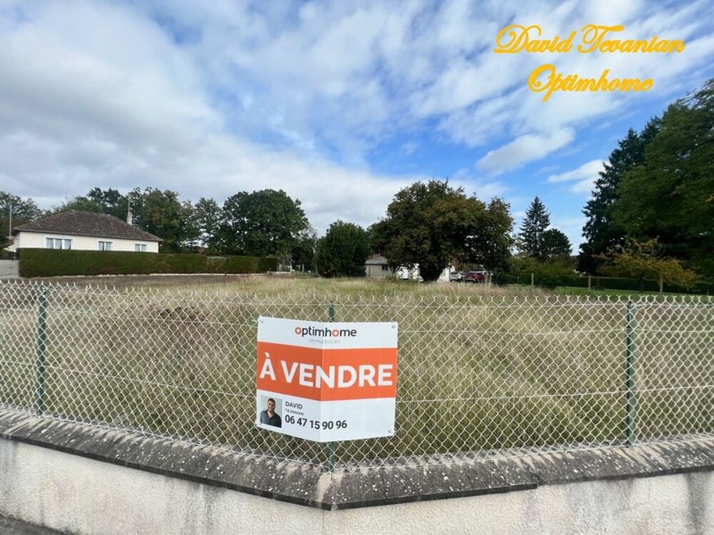 Vente Terrain Terrain  vendre born proche de l'autoroute A85 situ au cur du village proche des commerces et cole Pruniers en sologne