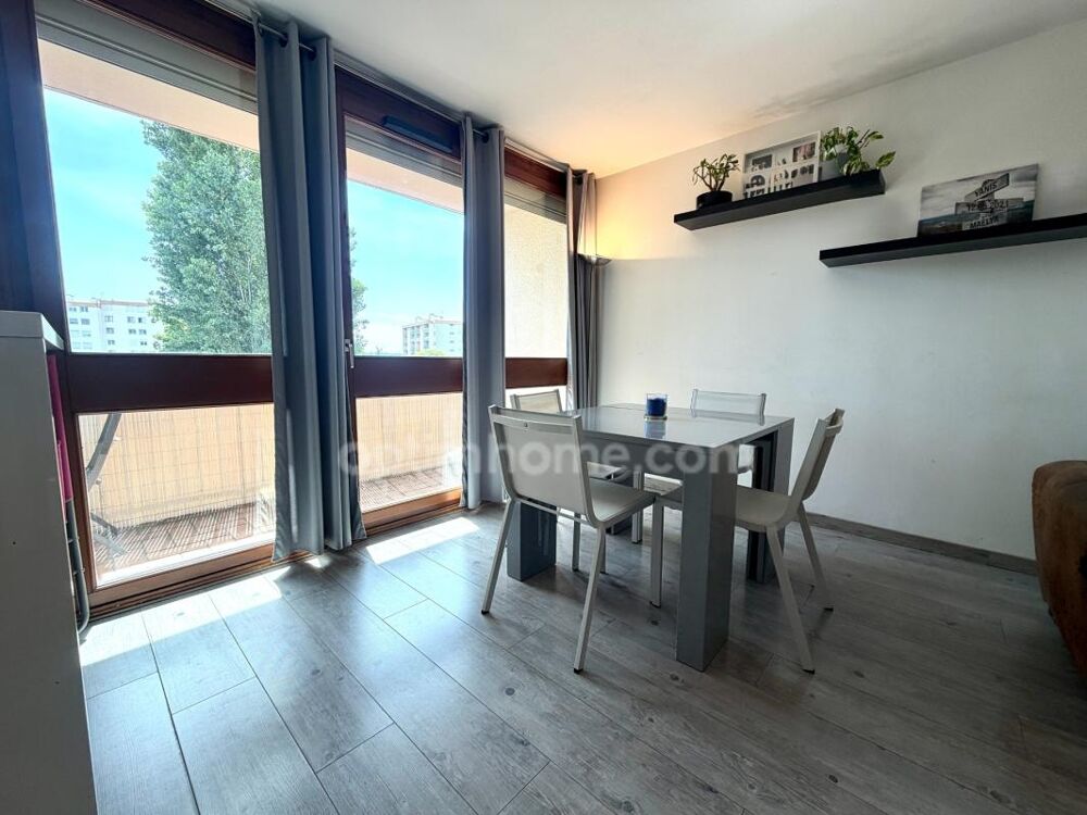 Vente Appartement Appartement 4 pièces, 3 chambres / balcon / cave / parking / terrain de tennis Chilly mazarin