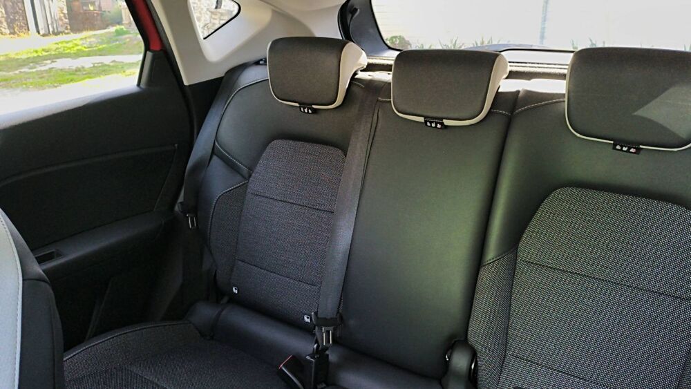 Captur 1.6 E-Tech 145 Hybrid BVA6 Intens - Automatique Entretien co 2022 occasion 85700 Pouzauges