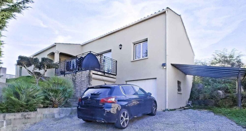 VILLA AVEC PISCINE ET GRAND GARAGE PROCHE CARCASSONNE