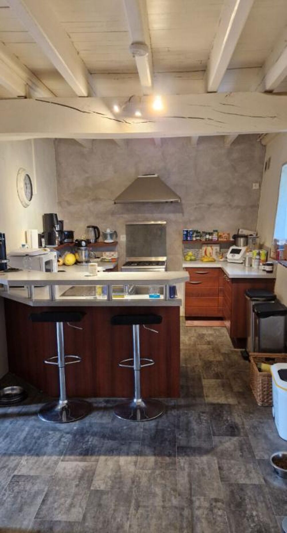 Vente Maison Maison 8 chambres sur 2846 m² de terrain La caillere saint hilaire