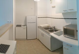  Appartement à louer 2 pièces 44 m²
