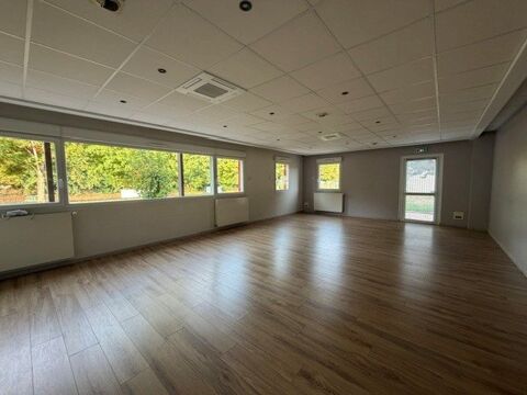   A LOUER - BUREAUX 