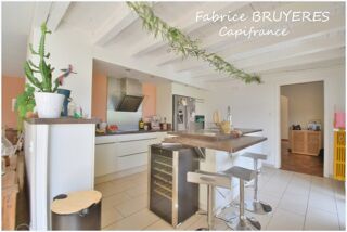  Maison  vendre 5 pices 230 m