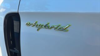 Panamera IV 2.9 462 e- Hybrid PDK8 . - Entretien constructeur 2017 occasion 47200 Marmande